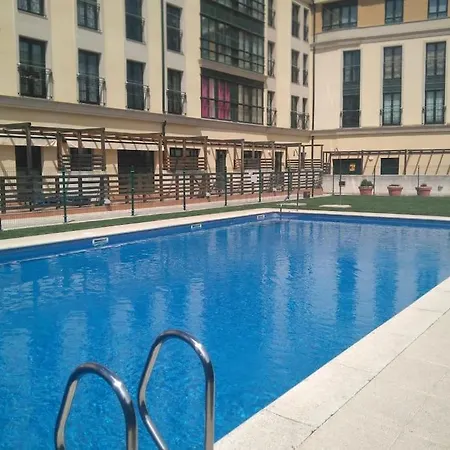 Playa Con Piscina & Padel