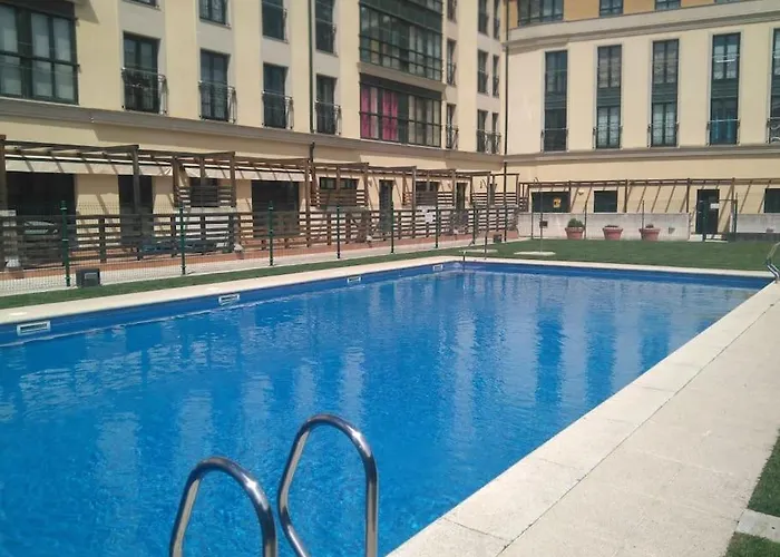 Playa Con Piscina & Padel